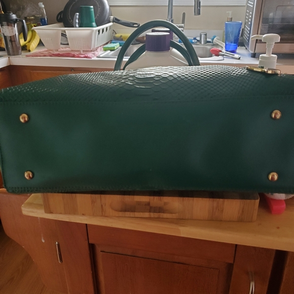 👜 Cuore & Pelle Musette Carry-all Shoulder Bag 👜 - Picture 9 of 9